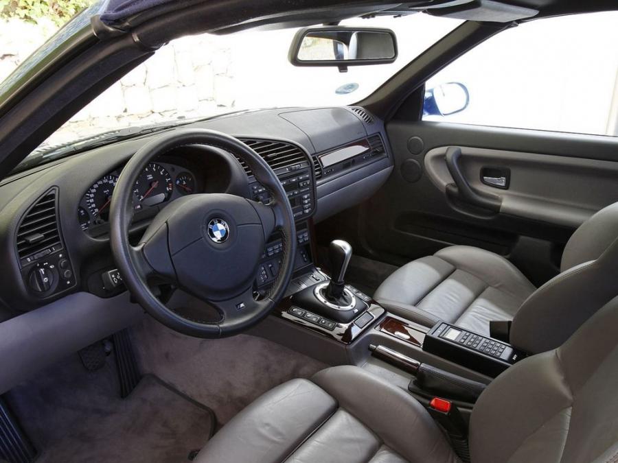 Интерьер BMW M3 Convertible (E36) 1994 года  (WW) (фото 18 из 23)